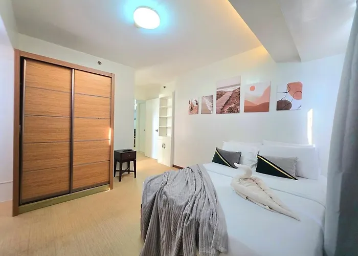 1014t2 Avida Towers It Park 2br Unit With 2cr & 2tv *